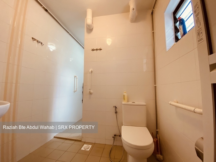 Woodlands Avenue 1 (D25), Apartment #379692971